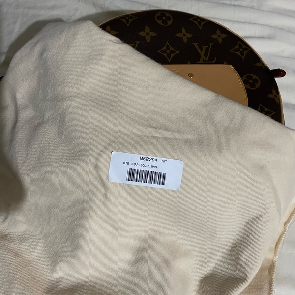 LV BOITE CHAPEAU SOUPLE MM SOLD - Picture 5 of 6